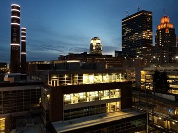 Spectacular skyline night view 